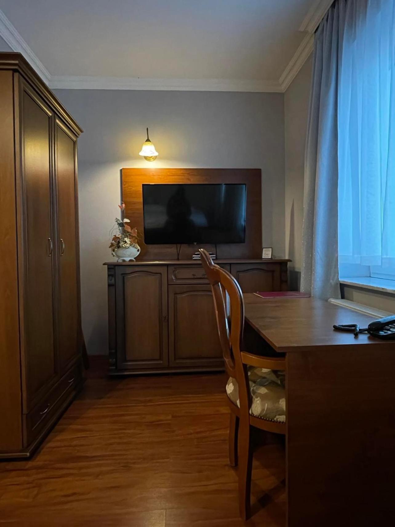 Hotel Arkadia Konskie Extérieur photo